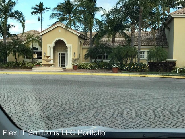 Foto del edificio - 2660 S University Dr