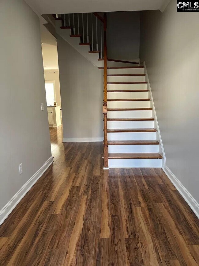 Foto del edificio - 10 Veterans Pointe Ln
