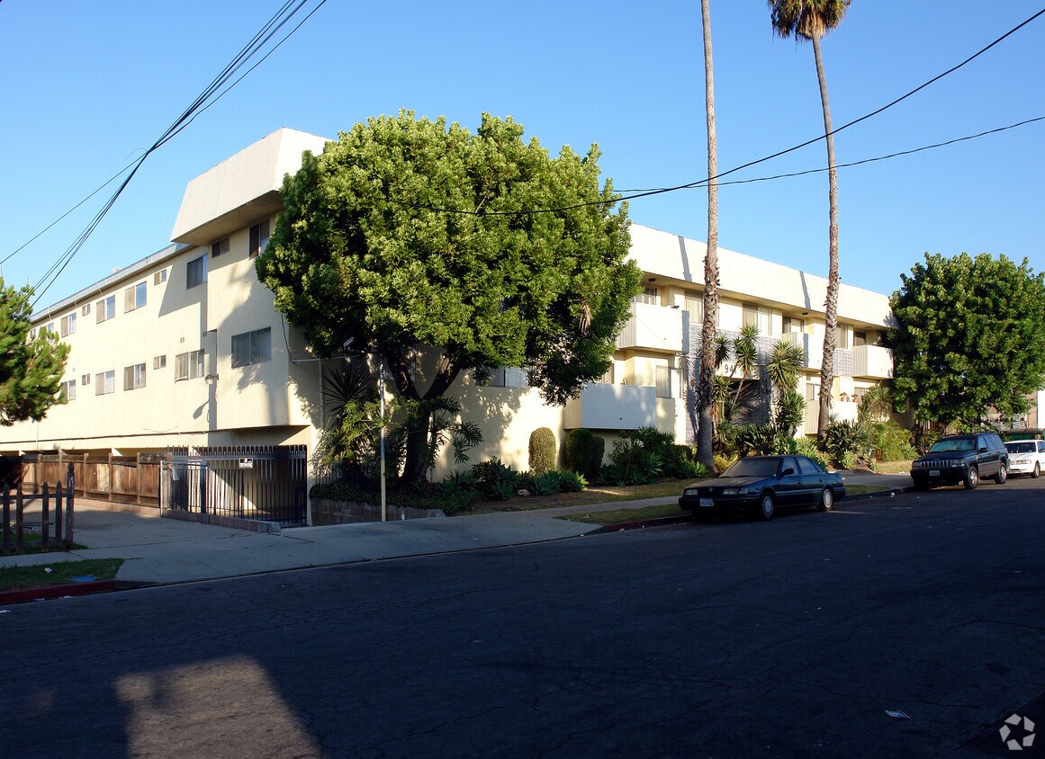 Foto del edificio - 941 Enterprise Ave