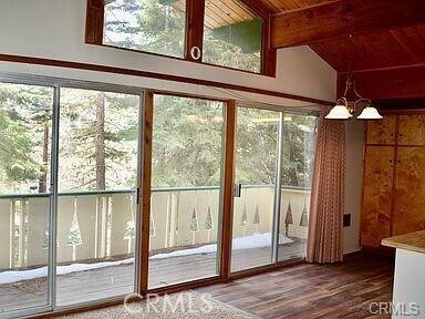 Building Photo - 31587 Circle View Dr