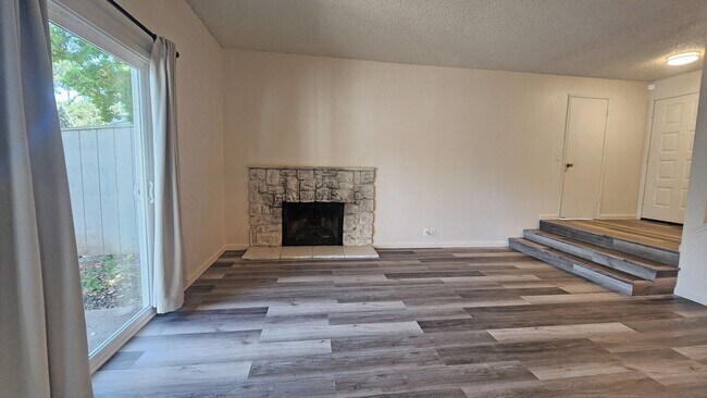 Building Photo - 7825 Hampton Ln