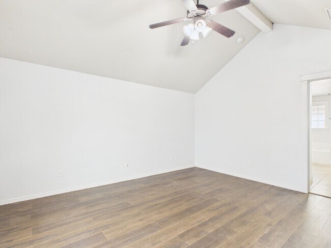 Foto del edificio - 4/2/2 in City View!