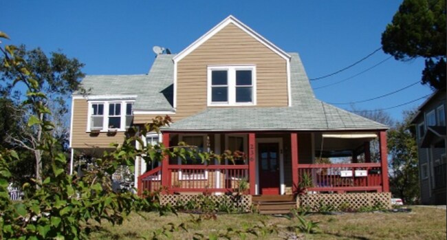 Foto del edificio - 236 N Peninsula Dr
