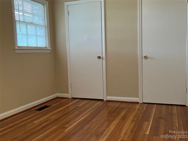 Foto del edificio - 529 W Pine St