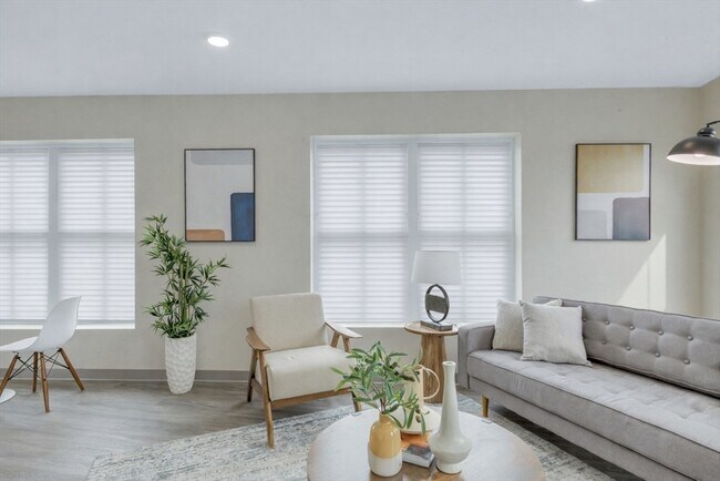 Foto del edificio - 377 Cummins Hwy