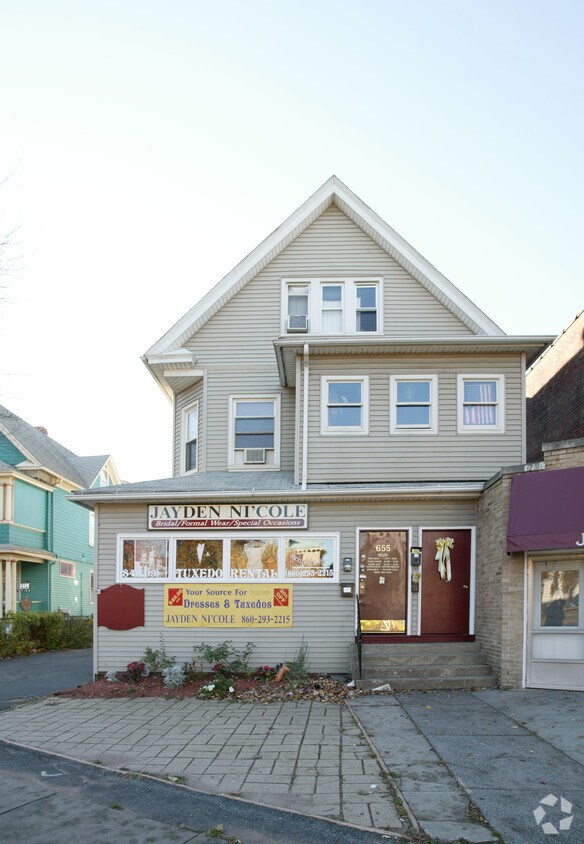 Building Photo - 653-655 Maple Ave
