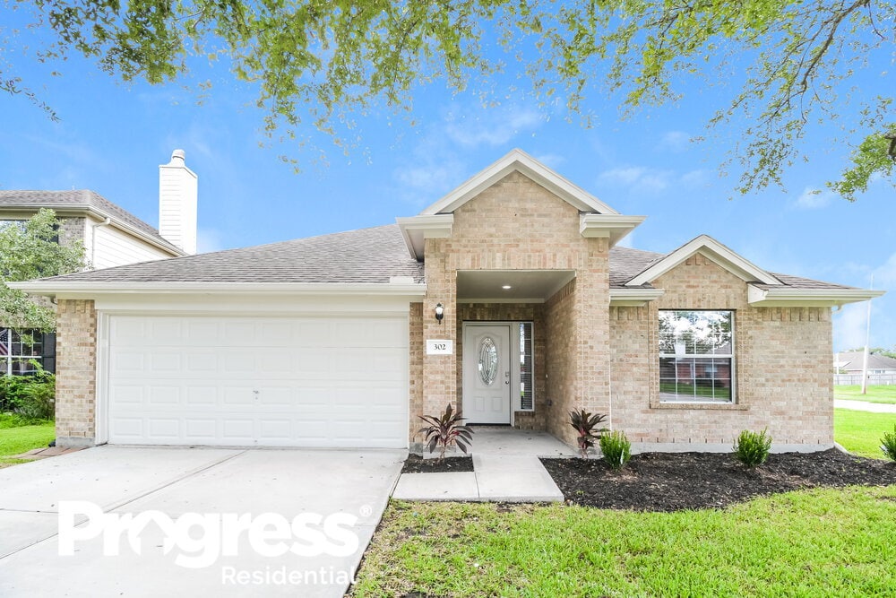 302 Glade Bridge Ln, Dickinson, TX 77539 House for Rent in Dickinson