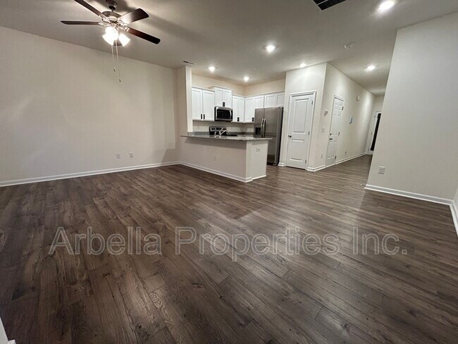 Building Photo - 1077 Hammett Rd