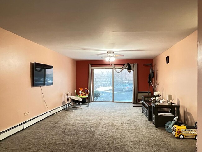 Foto del edificio - 1188 Royal Glen Dr