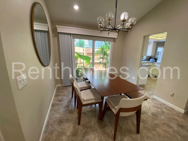 Building Photo - Carmel Mt Ranch, 10346 Rancho Carmel Rd, G...