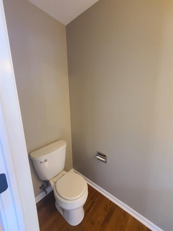 Foto del edificio - 223 Paradise Parkway, Oswego, IL, 60543