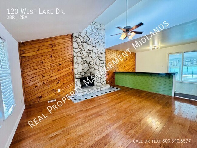Foto del edificio - 120 W Lake Dr