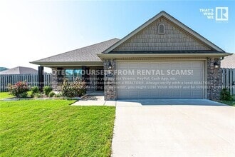 Building Photo - 4407 W Wales Dr