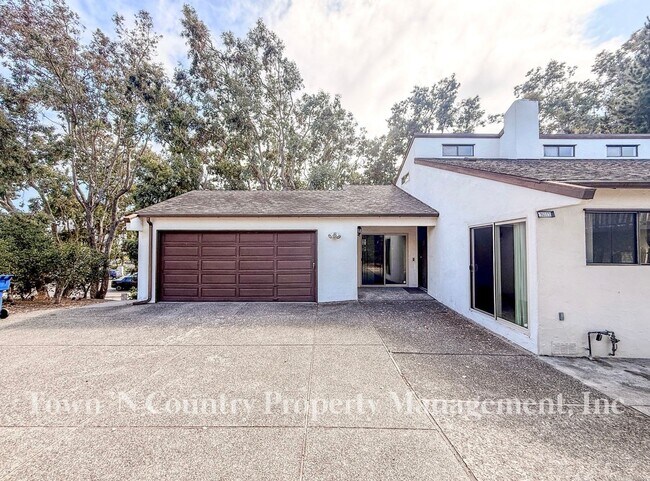 Foto del edificio - 26142 Carmel Knolls Dr