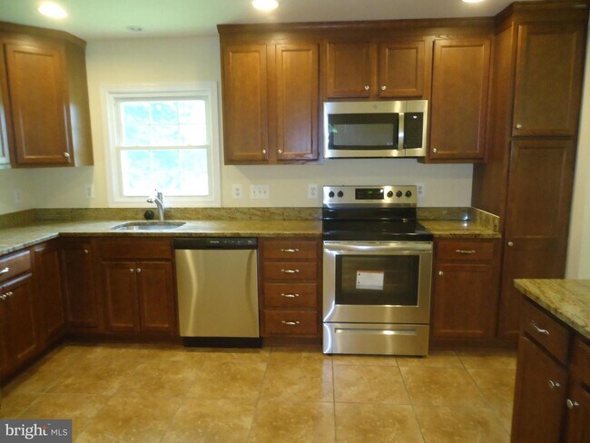 Foto del edificio - 16594 Purcellville Rd