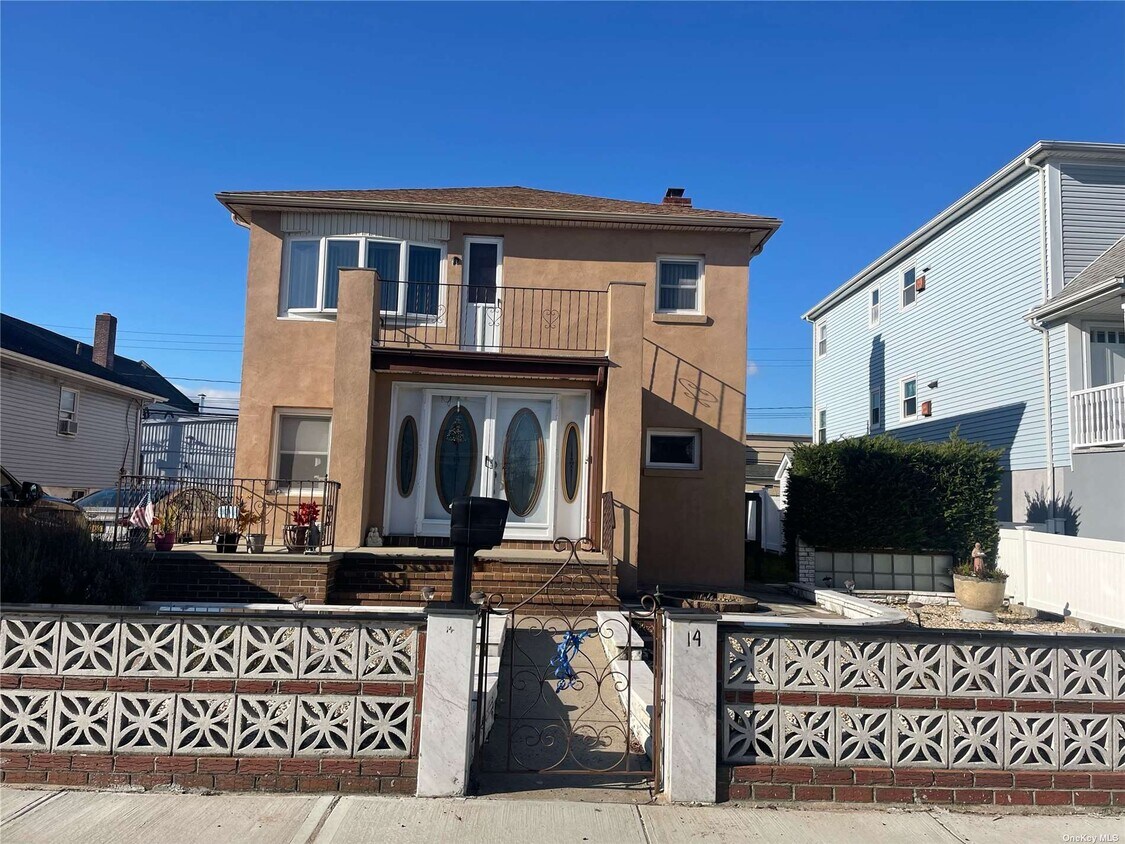 Primary Photo - 14 Parma Rd