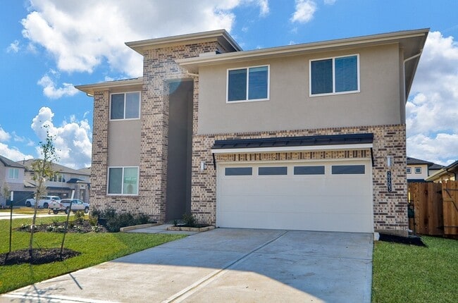 Building Photo - 29203 Pikes Peak Dr