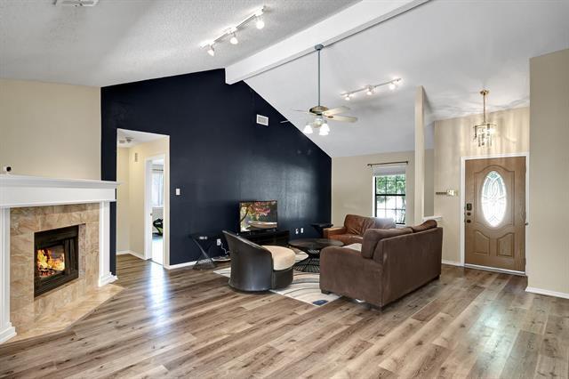 Building Photo - 5020 Frontier Ln
