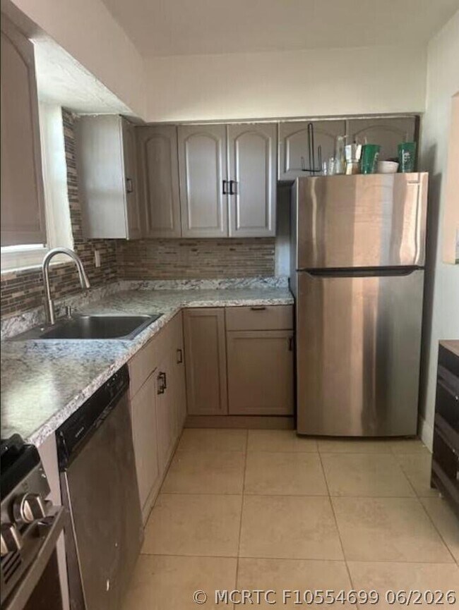 Foto del edificio - 7891 Sheridan St