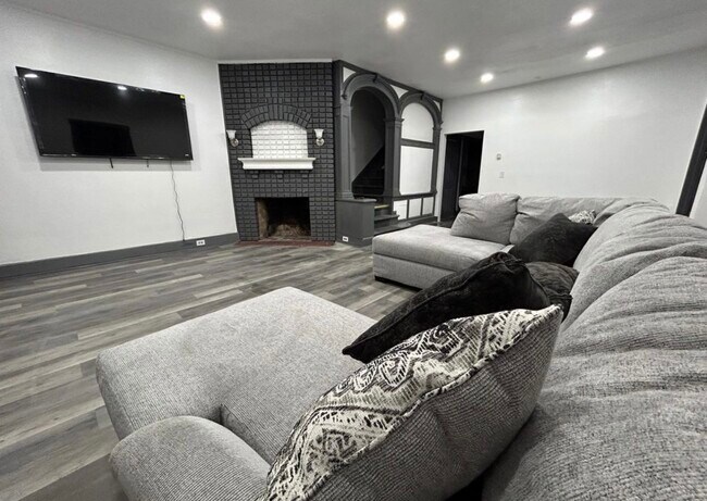 Foto del edificio - 142 Oak St