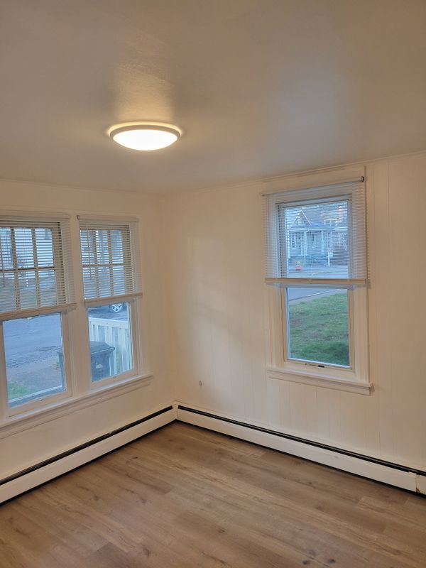 Foto del edificio - 1024 N High St