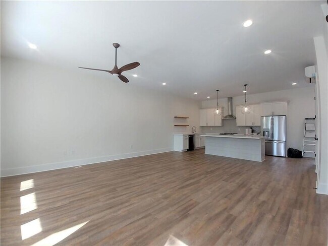 Foto del edificio - 743 Carroll St