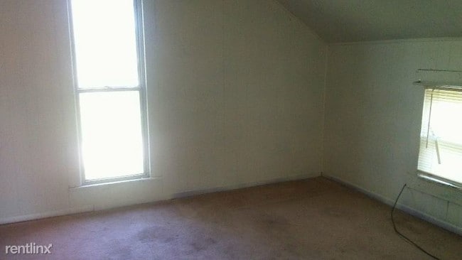 Building Photo - 2 br, 1 bath House - 316 n dixon