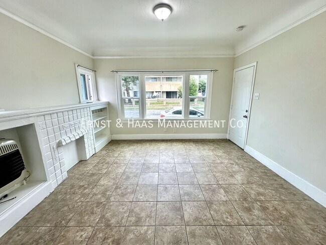 Foto del edificio - 702 E Burnett St