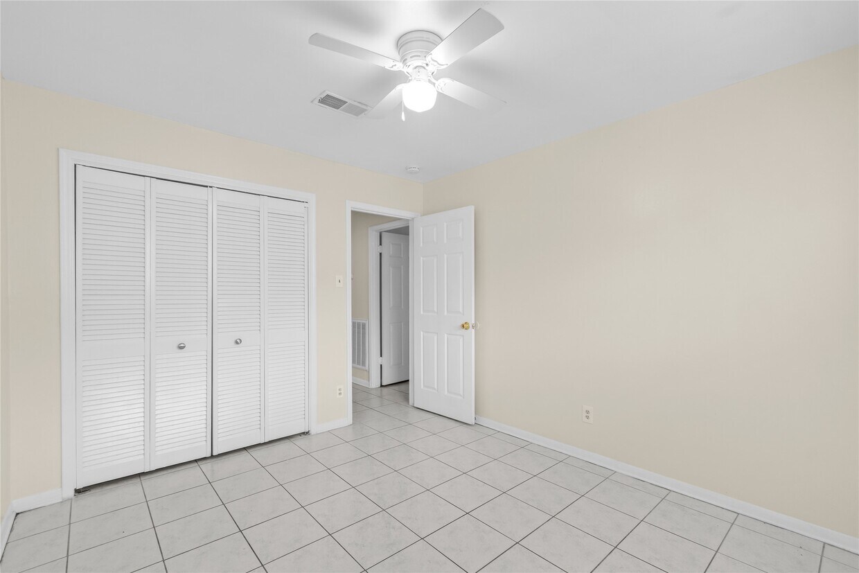 Foto del edificio - 10606 Beckfield Dr
