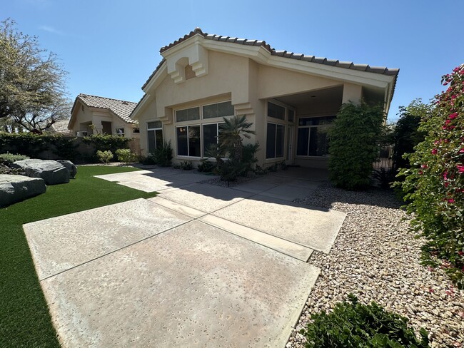 Building Photo - 78284 Rainbow Dr
