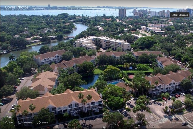 Overhead shot. - 850 S Tamiami Trl