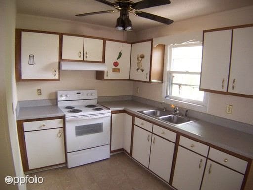 Foto del edificio - 2606 Triangle Lake Rd