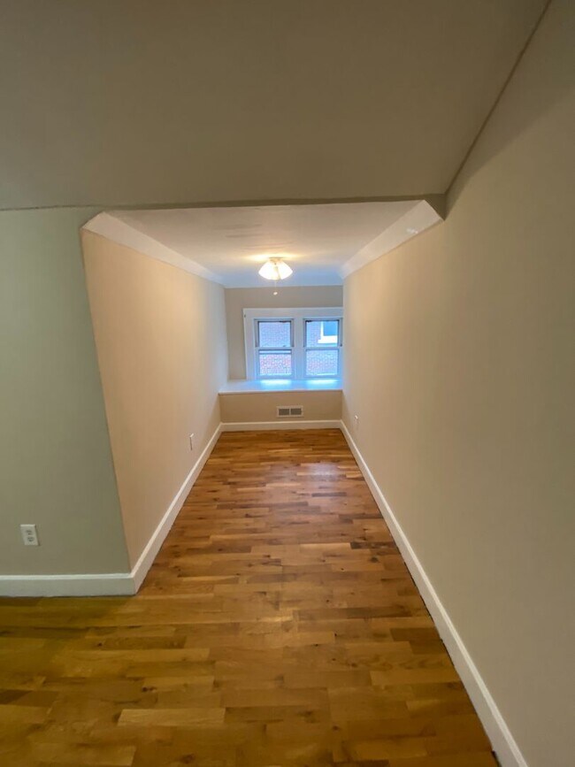 Foto del edificio - 743 Broad St NW