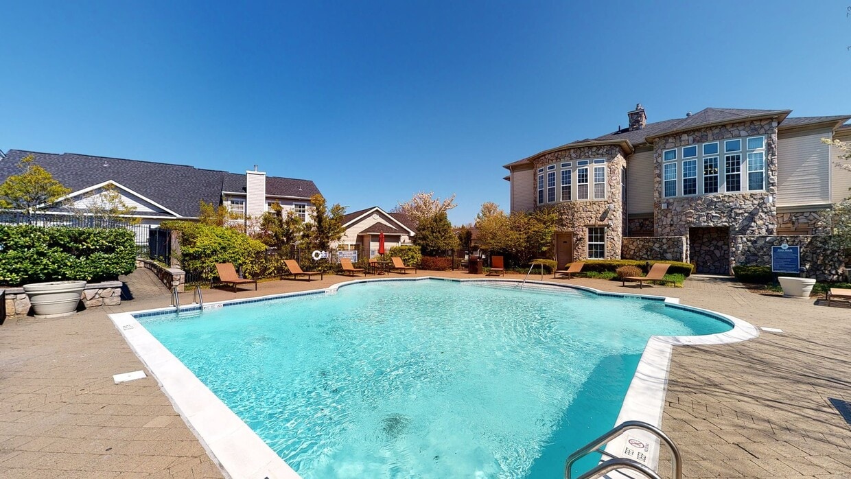 Photo - Rosemont Brookhaven Apartments