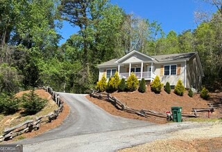 Building Photo - 85 Dixieland Ln