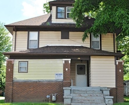 Primary Photo - 801 W North St