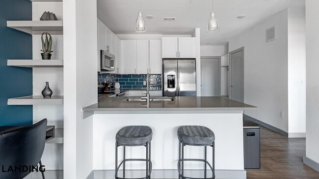 Foto del edificio - 3706 Goodwin Ave