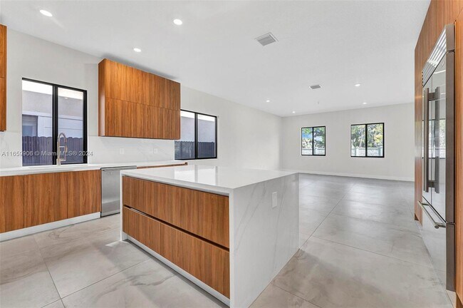 Building Photo - 8283 SW 120th Ter