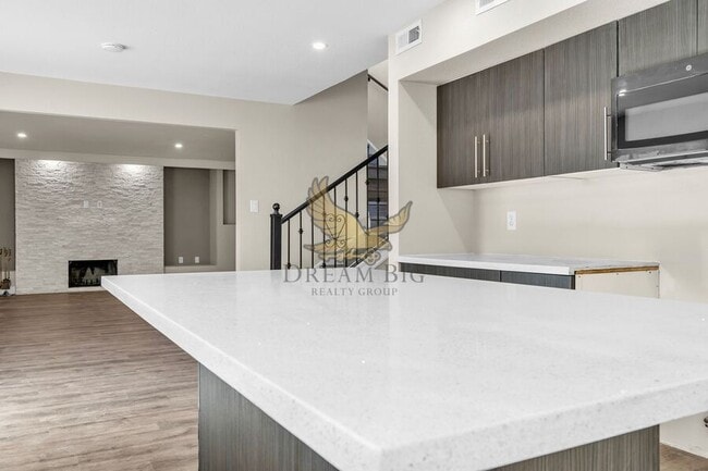 Building Photo - 6845 Coley Ave