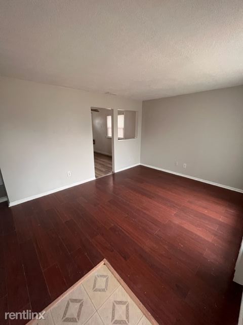 Building Photo - 2 br, 1 bath House - 15433 Burr St