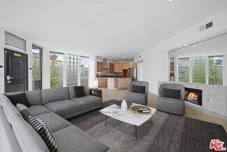 Building Photo - 20 28th Ave