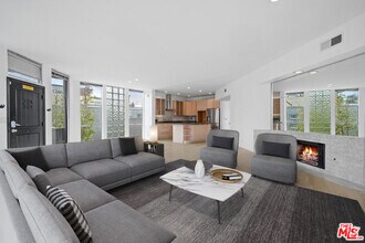 Building Photo - 20 28th Ave