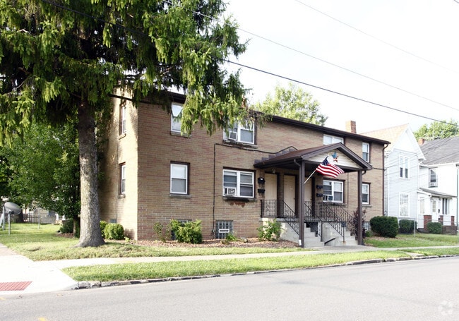 585 Columbia St Salem, OH 44460 Rentals Salem, OH