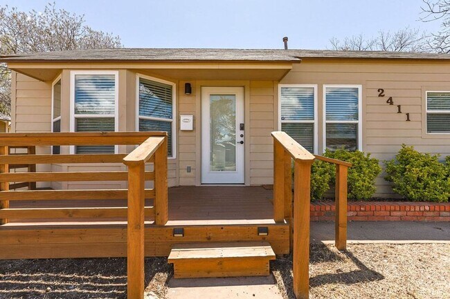 Foto del edificio - Cute 2 Bedroom Close to Texas Tech