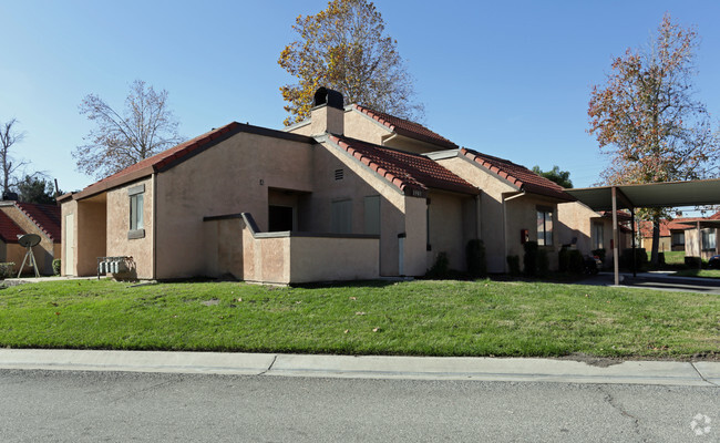 Building Photo - New Zion Manor