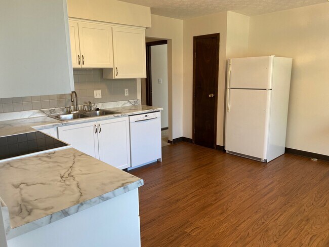 Foto del edificio - 1493 Bradshire Dr