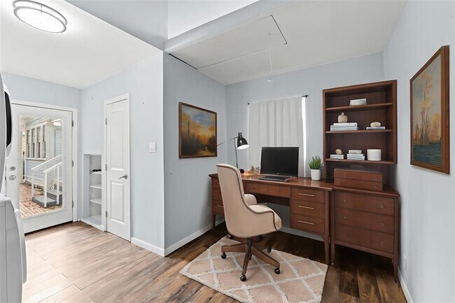 Foto del edificio - 1610 Sage St
