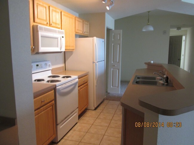 Building Photo - 305 N Villa San Marco Dr