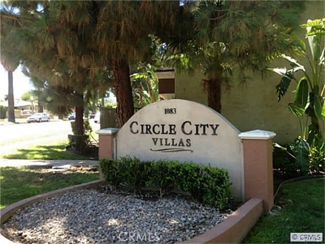 Primary Photo - 1083 Circle City Dr