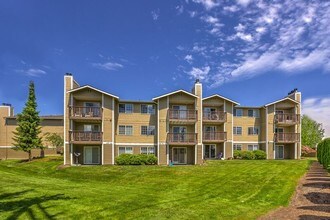 Mirabella Apartments photo'